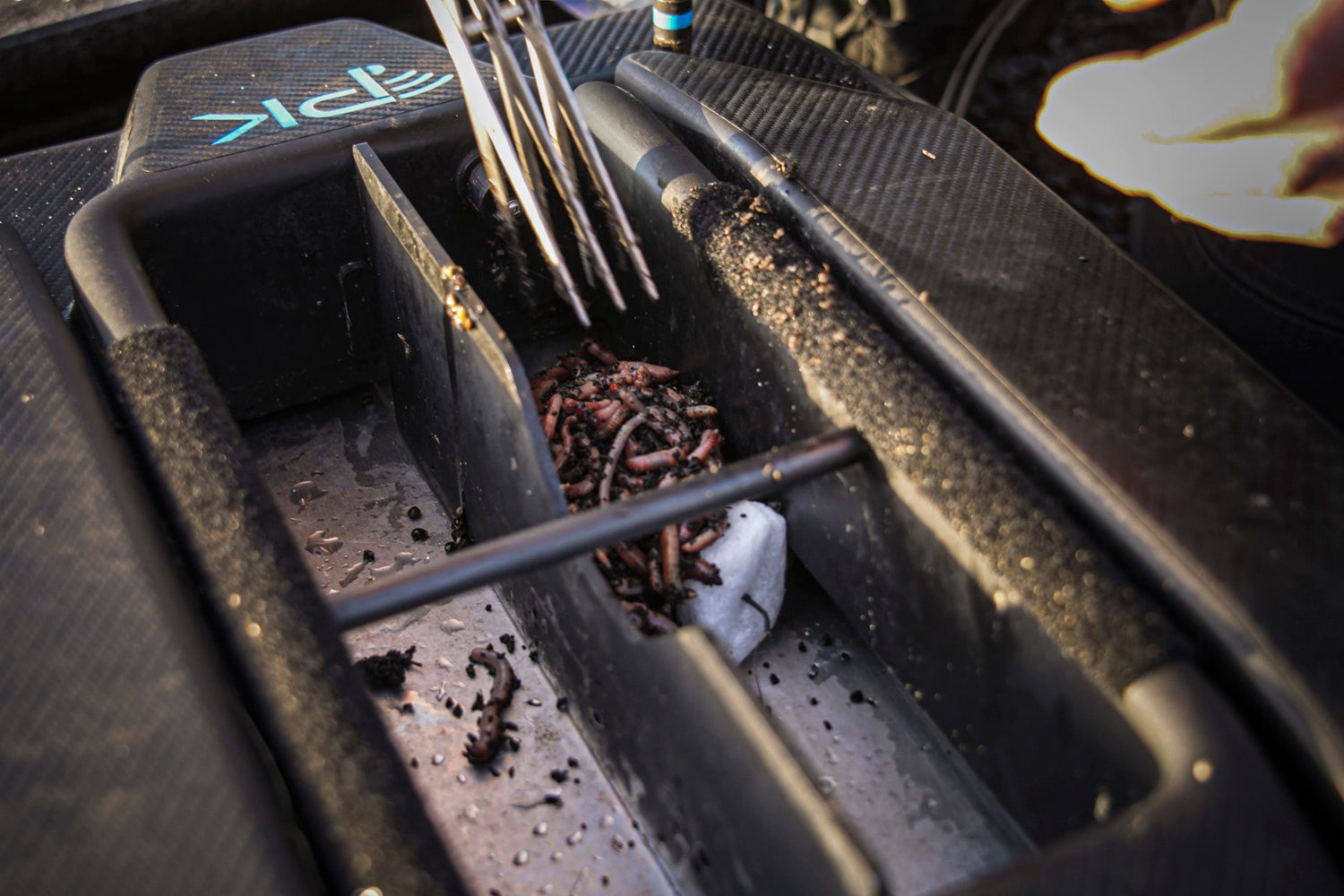 Maden, Casters & Wormen